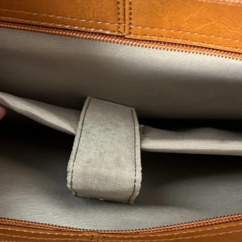 All leather laptop briefcase large shoulder strap and pockets new